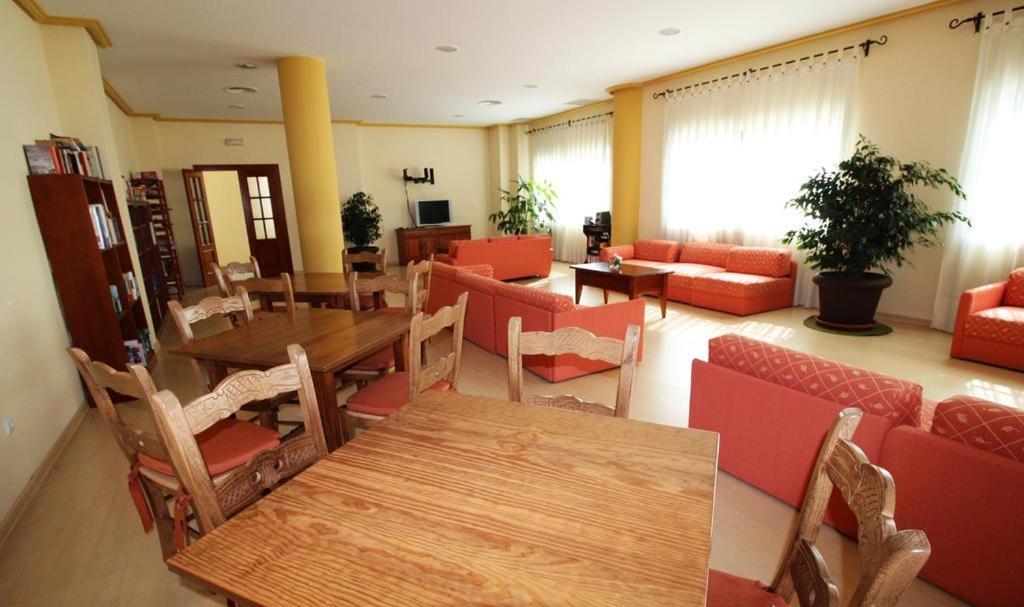 Atico Deluxe Entre Centro Y Playa Salinas Con Terraza, Wifi, Piscina Climatizada, Gym, Sauna Y Garaje -Smart Tv Roquetas de Mar Eksteriør billede