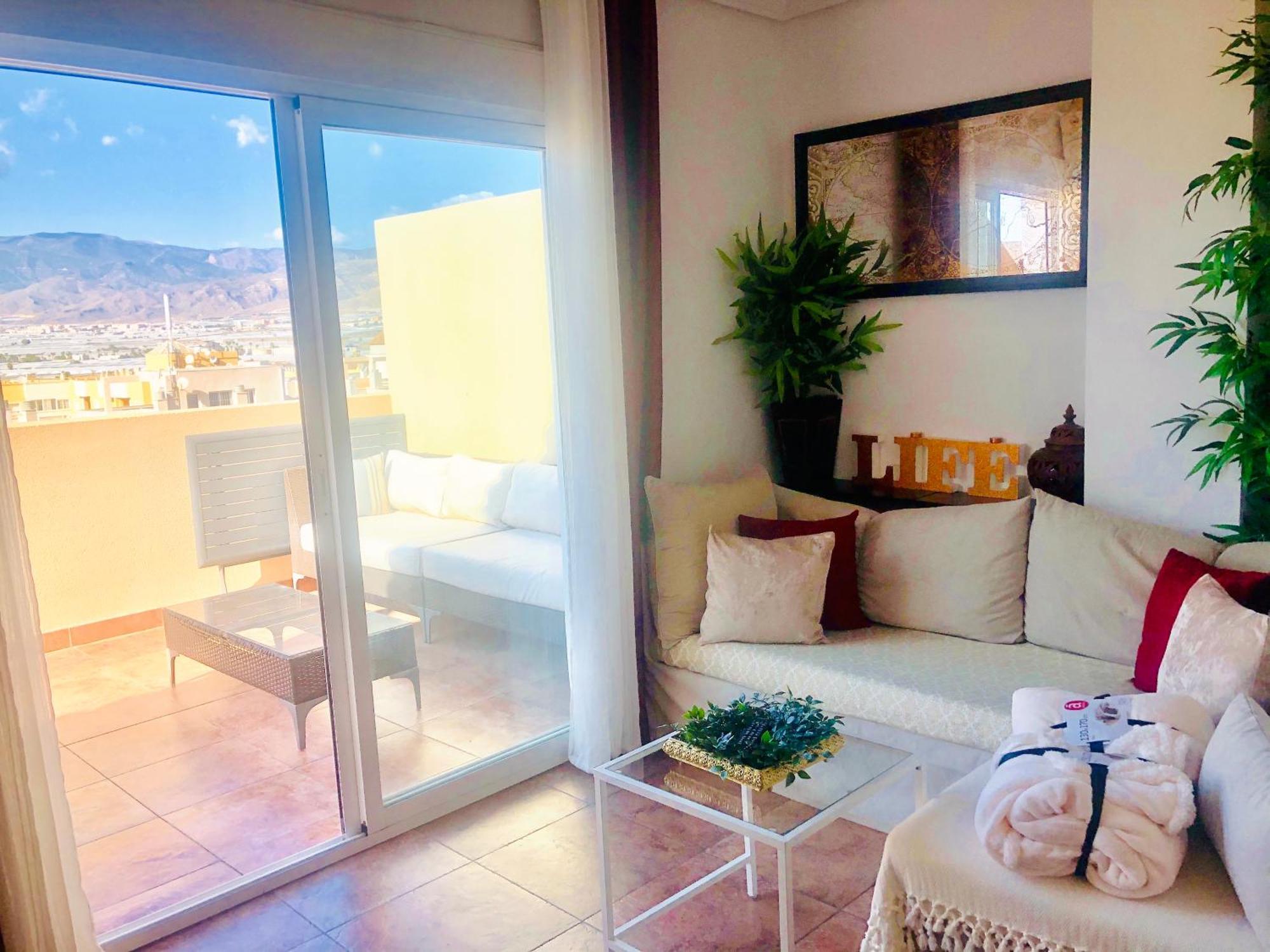 Atico Deluxe Entre Centro Y Playa Salinas Con Terraza, Wifi, Piscina Climatizada, Gym, Sauna Y Garaje -Smart Tv Roquetas de Mar Eksteriør billede