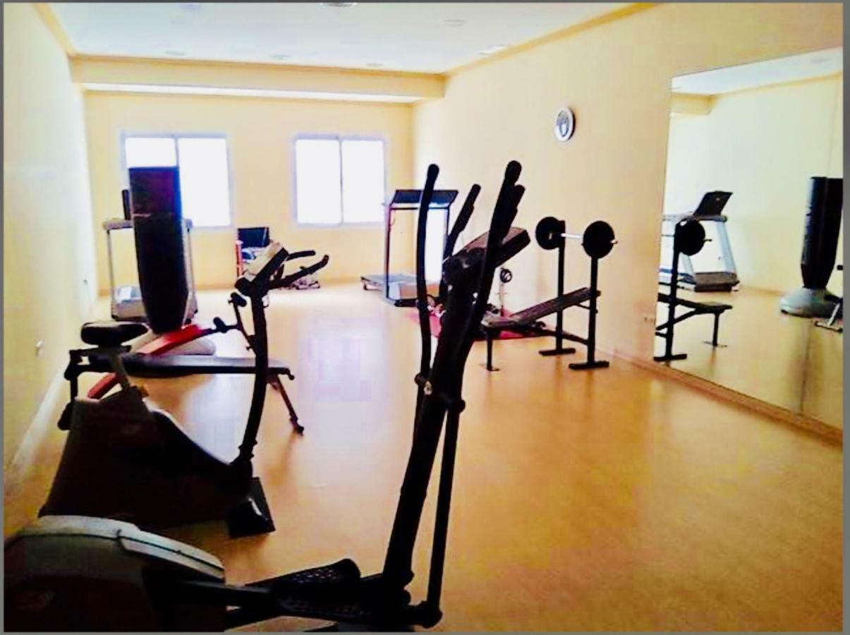 Atico Deluxe Entre Centro Y Playa Salinas Con Terraza, Wifi, Piscina Climatizada, Gym, Sauna Y Garaje -Smart Tv Roquetas de Mar Eksteriør billede