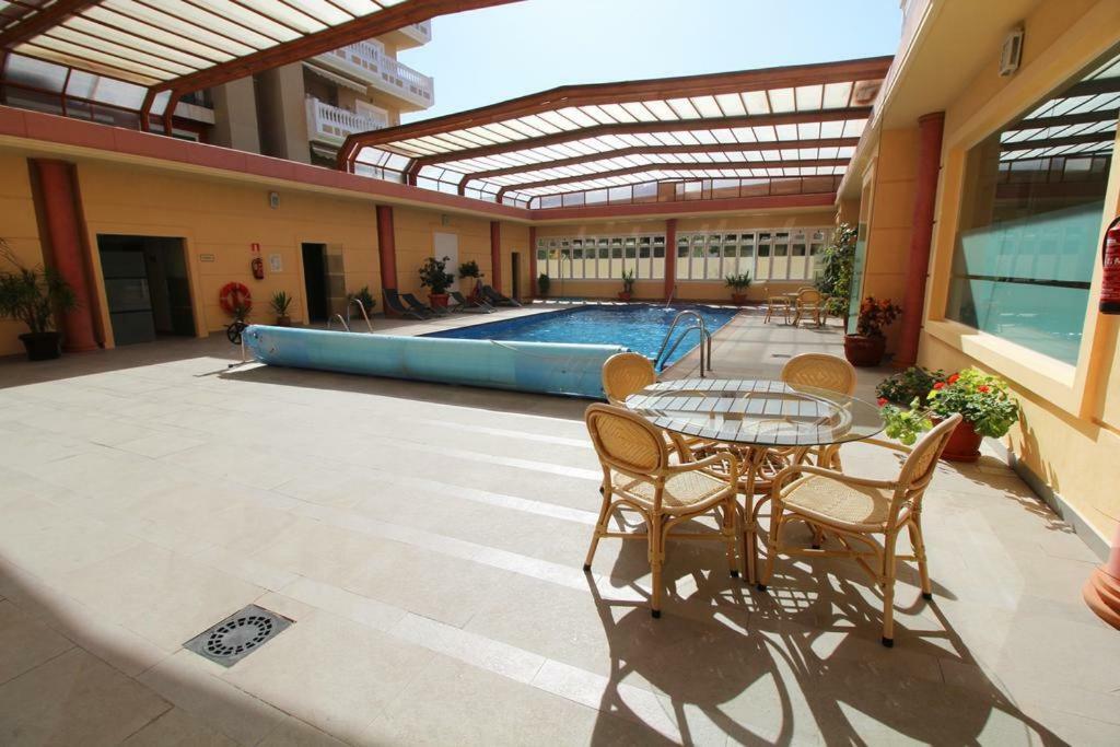 Atico Deluxe Entre Centro Y Playa Salinas Con Terraza, Wifi, Piscina Climatizada, Gym, Sauna Y Garaje -Smart Tv Roquetas de Mar Eksteriør billede